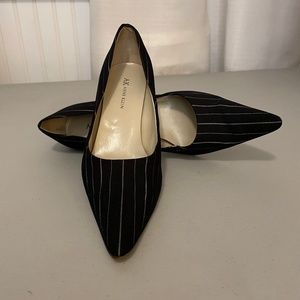 Anne Klein pinstripe women’s heels size 8